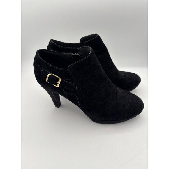 Clarks Womens Black Suede Heeled Ankle Boots Size 7 With Gold Buckle & Zipper Cl - Picture 3 of 6